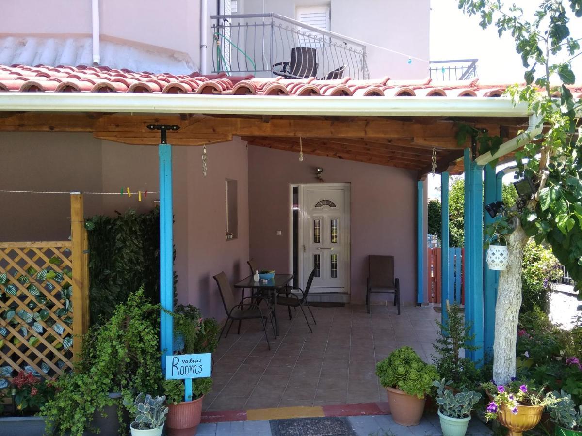 Valta'S Room 4 Palairos Exterior photo